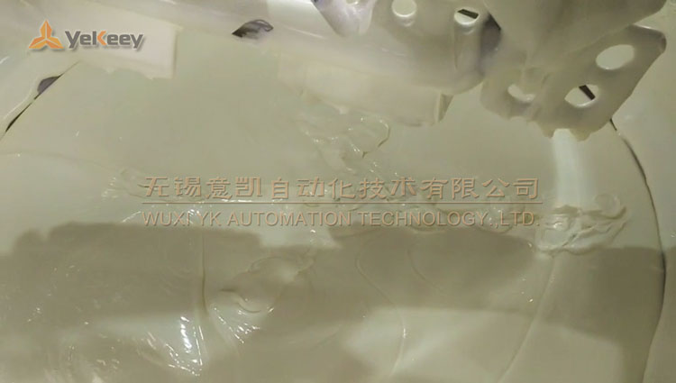 蛋黄酱乳化完成